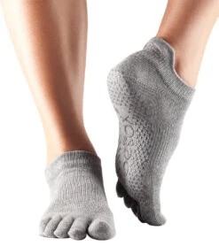 Toesox Low Rise Full-Toe Yoga Grip Socks Heather Gray