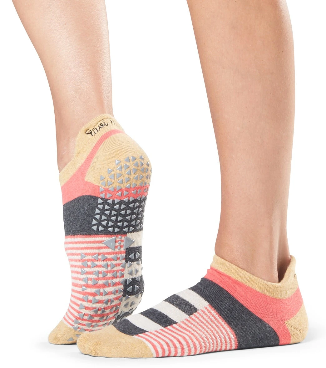 Tavi Savvy Barre Grip Socks Vogue