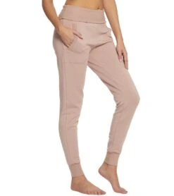 Beyond Yoga Cozy Fleece Foldover Long Sweatpant Joggers Brazen Blush