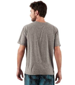 Vuori Men's Strato Tech Yoga Tee Heather Grey