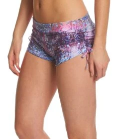 Mika Yoga Wear Lucia Hot Yoga Shorts Milky Way