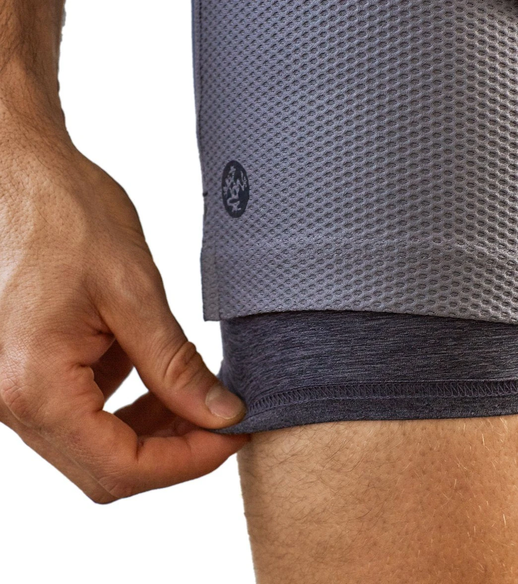 Manduka Men's Performance Mesh Yoga Shorts Thunder - Image 3