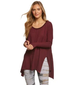 Hard Tail Thumbhole Slit Seam Side Pullover