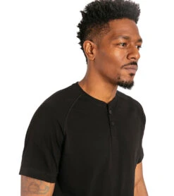 Public Rec Go-To Henley Black