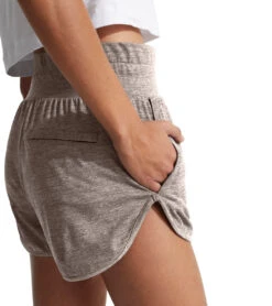 Varley Romney Short Taupe Marl