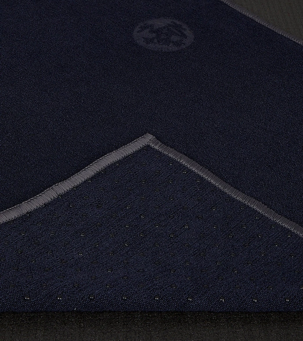 Manduka Yogitoes® Yoga Hand Towel Midnight