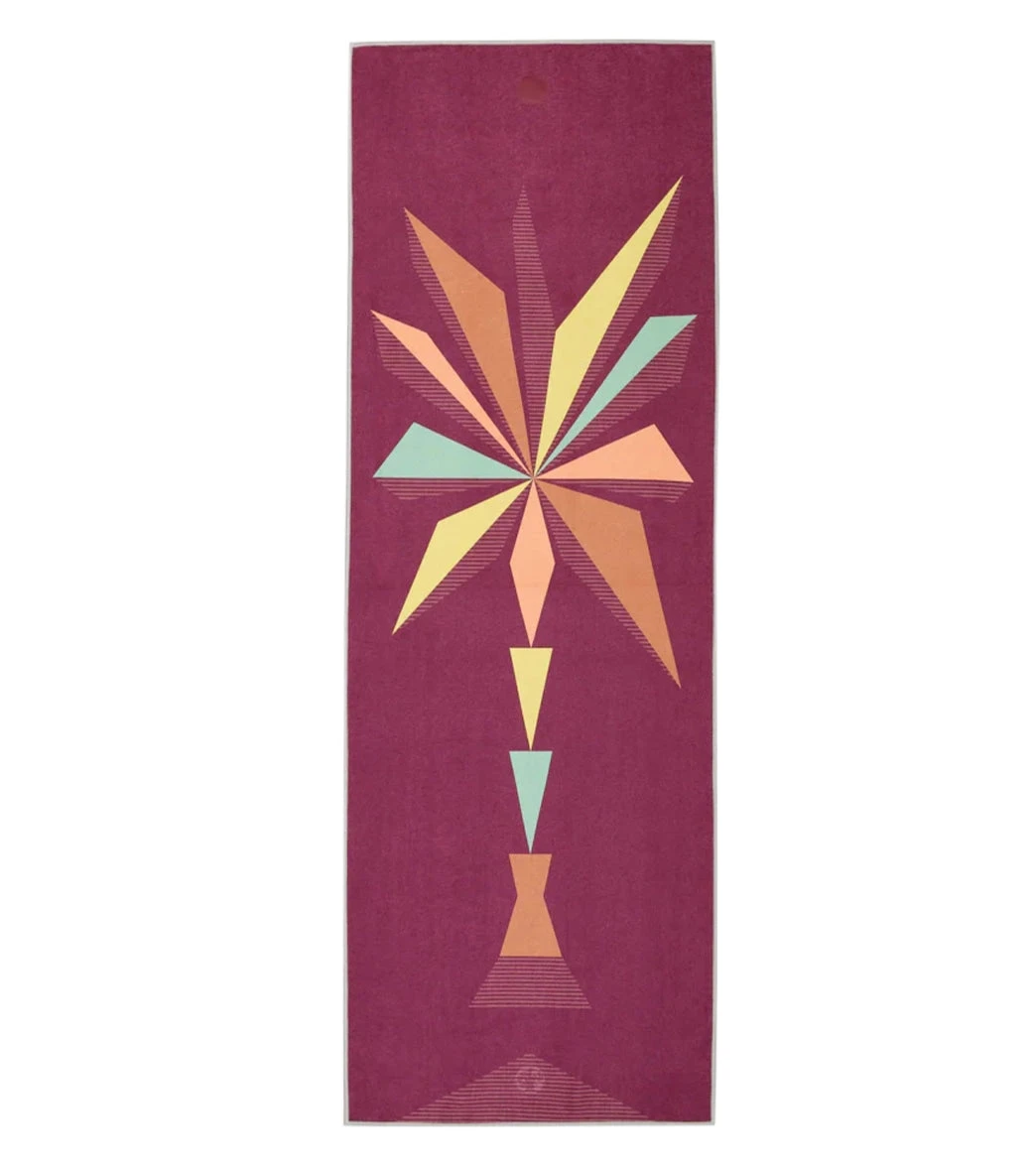 Manduka Yogitoes+ Repreve® Yoga Mat Towel, 71" Palm Geo - Image 5